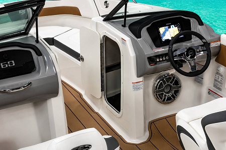 Катер Chaparral Surf GTS 3